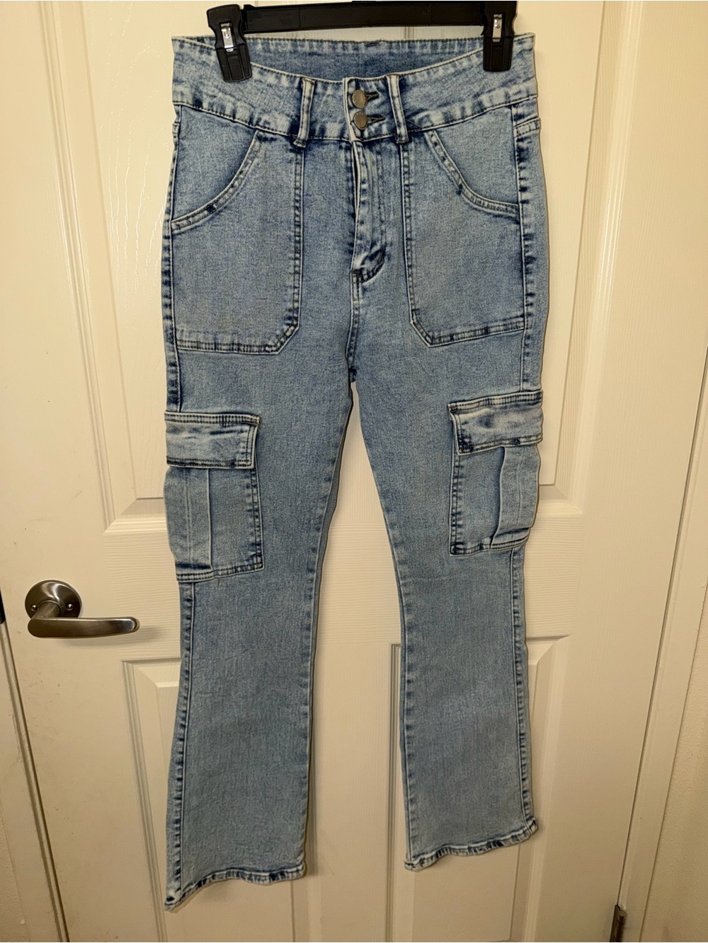 Light Blue Women's Cargo Denim Jeans - High Rise